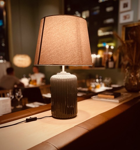 Gäster i baren